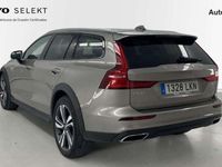 usado Volvo V60 CC Cross Country familiar 2.0 D4 AUTO AWD 5P