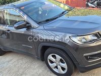 Usado Jeep Compass Longitude 120 CV (88 kW) 2019 Gris / plata SUV