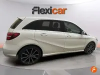 Usado Mercedes B200 136 CV (100 kW) 2017 Negro Monovolumen
