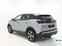 Usado Peugeot 3008 Allure 130 CV (95 kW) 2019 Gris SUV
