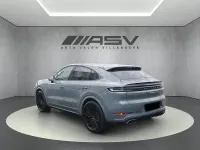 Usado Porsche Cayenne 470 CV (345 kW) 2024 Gris / plata SUV