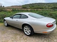 Usado Jaguar XK8 290 CV (213 kW) 2002 Gris / plata Coupe