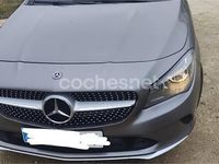 Usado Mercedes CLA220 Shooting Brake 177 CV (130 kW) 2018 Gris / plata Familiar