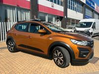Usado Dacia Sandero Essentiel 91 CV (66 kW) 2022 Naranja Utilitario