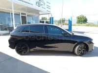 Usado Opel Astra GS Line 130 CV (95 kW) 2022 Negro Utilitario