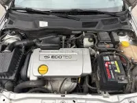 Usado Opel Astra Comfort 100 CV (73 kW) 2003 Gris / plata Berlina