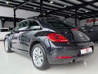 Usado VW Beetle Edition 105 CV (77 kW) 2013 Negro Berlina