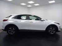 Usado Kia XCeed 137 CV (100 kW) 2021 Blanco SUV