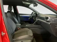 Usado Seat Leon FR 150 CV (110 kW) 2024 Rojo Familiar