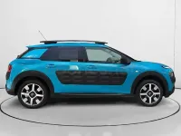 Usado Citroën C4 Shine 100 CV (73 kW) 2017 Azul Berlina
