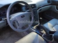 Usado Volvo S80 140 CV (102 kW) 1999 Verde Berlina