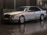 Usado Mercedes E320 Avantgarde 197 CV (144 kW) 2000 Gris / plata Berlina