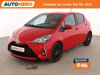 Usado Toyota Yaris Hybrid Active 99 CV (72 kW) 2018 Rojo Utilitario