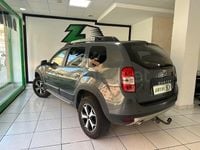 Begagnad Dacia Duster Lauréate 109 HK (80 kW) 2017 Grå SUV