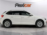 Usado Skoda Kamiq Ambition 110 CV (80 kW) 2021 Blanco SUV