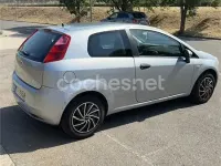 Usado Fiat Punto Racing 90 CV (66 kW) 2009 Gris / plata Utilitario