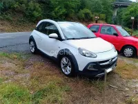 Usado Opel Adam Rocks 115 CV (84 kW) 2015 Blanco Utilitario
