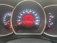 Usado Kia Rio 84 CV (61 kW) 2015 Rojo Berlina