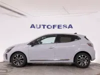 Usado Renault Clio Techno 90 CV (66 kW) 2025 Gris Utilitario
