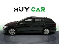 Usado VW Golf VIII Life 116 CV (85 kW) 2022 Negro Familiar