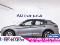 Usado Alfa Romeo Stelvio 160 CV (117 kW) 2019 Gris / plata SUV