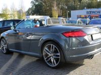 Usado Audi TT Roadster 179 CV (131 kW) 2017 Gris metalizado Descapotable
