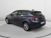 Usado Renault Mégane III Zen 132 CV (97 kW) 2016 Gris Utilitario
