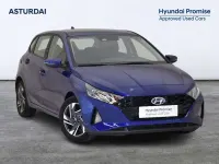 Usado Hyundai i20 101 CV (74 kW) 2022 Azul Utilitario