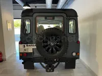 Usado Land Rover Defender 122 CV (89 kW) 2015 Gris / plata Familiar