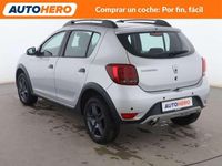 Usado Dacia Sandero Stepway 90 CV (66 kW) 2017 Gris Utilitario