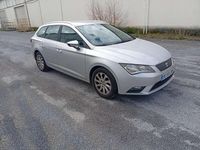 Usado Seat Leon Reference 110 CV (80 kW) 2015 Plateado Utilitario