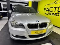 Usado BMW 318 Sport Line 143 CV (105 kW) 2011 Gris / plata Familiar