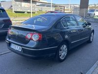 Usado VW Passat Highline 140 CV (102 kW) 2007 Negro Berlina