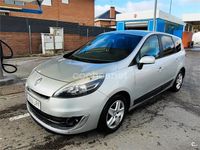 Usado Renault Scénic III Dynamique 110 CV (80 kW) 2012 Gris / plata Monovolumen