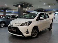 Usado Toyota Yaris Active 111 CV (81 kW) 2017 Blanco Berlina