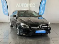 Usado Mercedes CLA200 Shooting Brake Urban 136 CV (100 kW) 2016 Negro Familiar