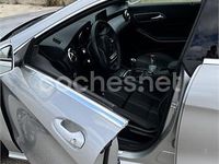Usado Mercedes CLA180 122 CV (89 kW) 2017 Gris / plata Berlina