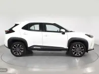 Usado Toyota Yaris Cross Active 116 CV (85 kW) 2023 Blanco SUV