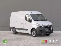Usado Renault Master 135 CV (99 kW) 2022 Blanco Monovolumen