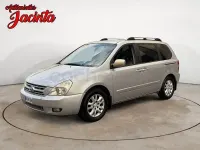 Usado Kia Carnival 185 CV (136 kW) 2008 Gris / plata Monovolumen