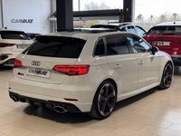 Usado Audi RS3 Sport 400 CV (294 kW) 2019 Blanco Berlina
