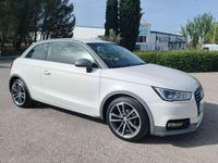 Usado Audi A1 Attraction 90 CV (66 kW) 2015 Blanco Utilitario