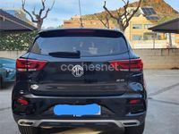 Usado MG ZS Luxury 111 CV (81 kW) 2023 Negro SUV