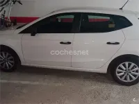 Usado Seat Ibiza Style 75 CV (55 kW) 2018 Blanco Utilitario