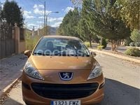 Usado Peugeot 207 75 CV (55 kW) 2007 Naranja Berlina