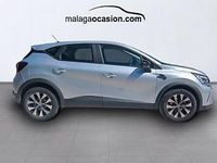 Usado Renault Captur Equilibre 90 CV (66 kW) 2022 Gris claro SUV