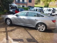 Usado Renault Talisman Intens 130 CV (95 kW) 2016 Gris / plata Berlina