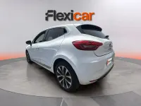 Usado Renault Clio V Techno 140 CV (102 kW) 2023 Blanco Berlina