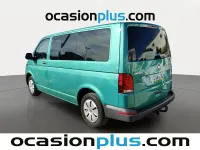Usado VW Caravelle 110 CV (80 kW) 2021 Verde Van