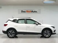 Usado Seat Arona Style 90 CV (66 kW) 2021 Blanco SUV